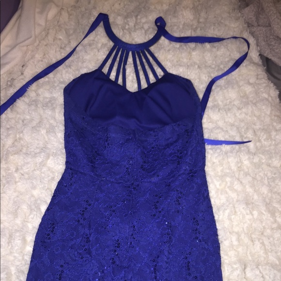 Blue prom dress - Picture 2 of 3